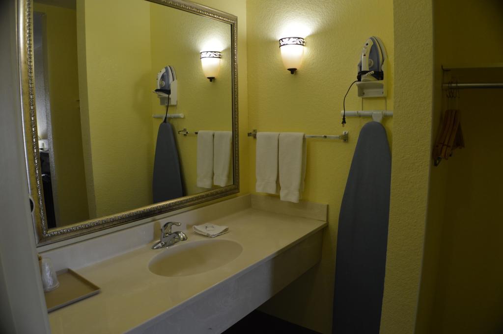 Scottish Inns Fort Worth Quarto foto